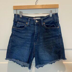 Signature Levi Strauss & Co. Heritage High Rise Denim Shorts Frayed Hem cutoff